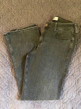 Hollister Curvy Mid-Rise Boot, Soft Stretch